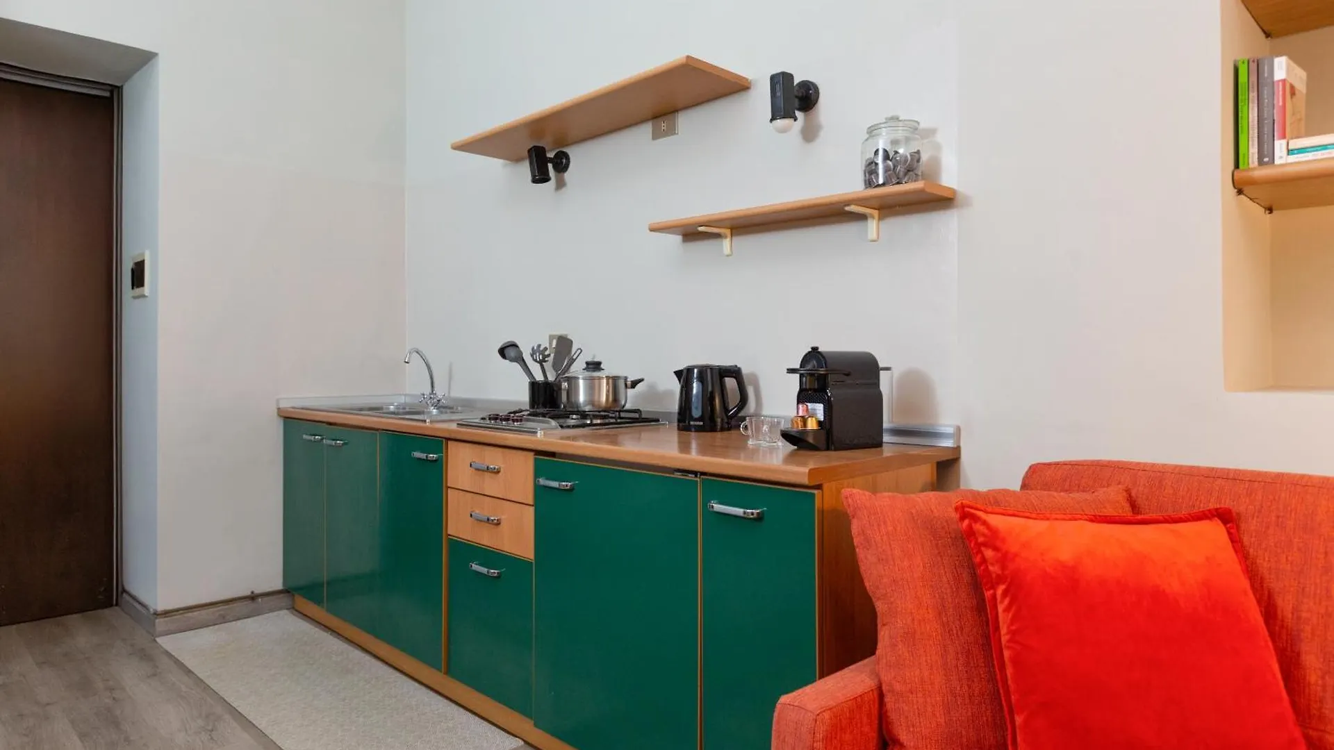 Da Laura Home - City Center - M1 Station Milan