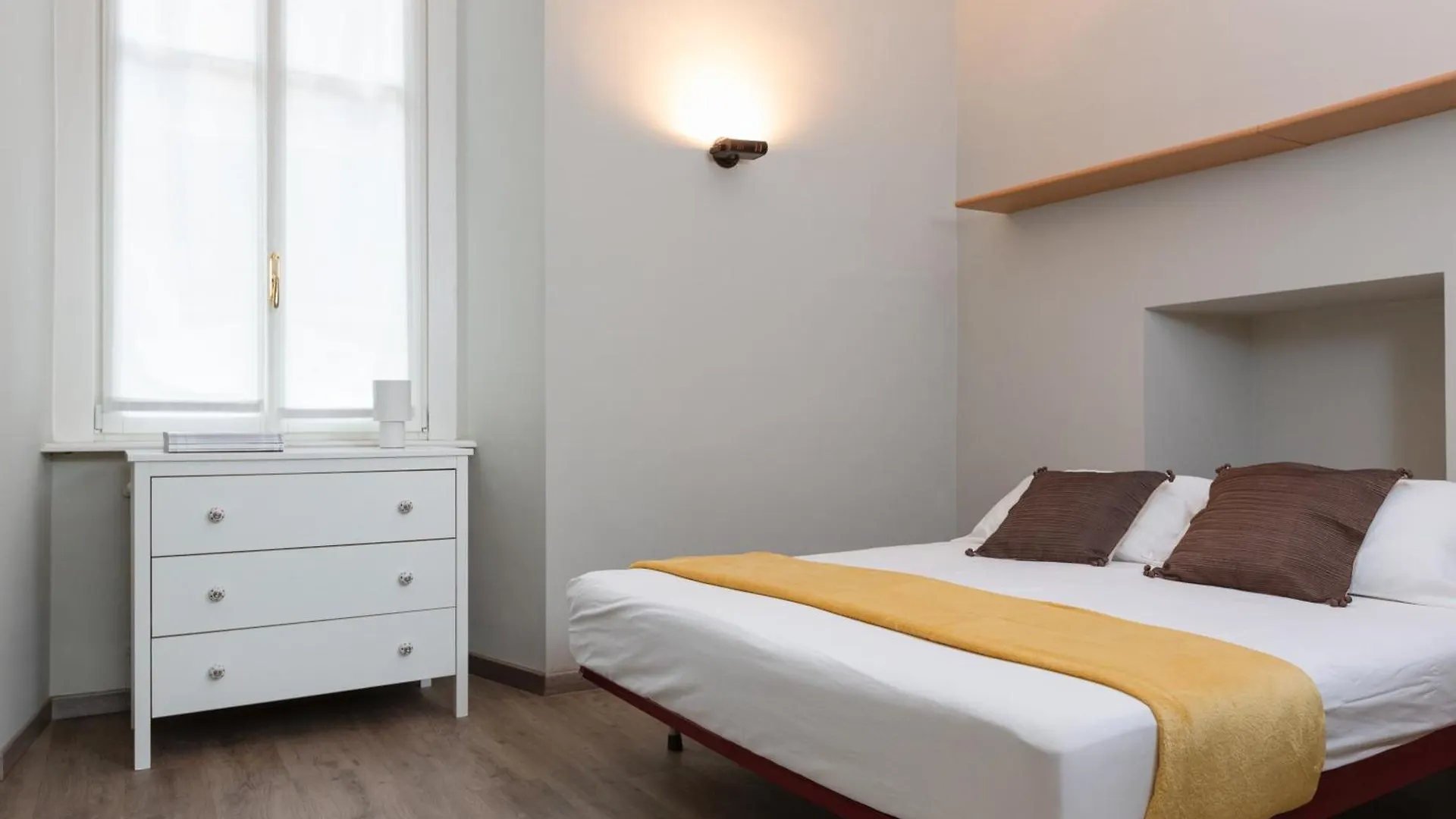 Apartment Da Laura Home - City Center - M1 Station Milan