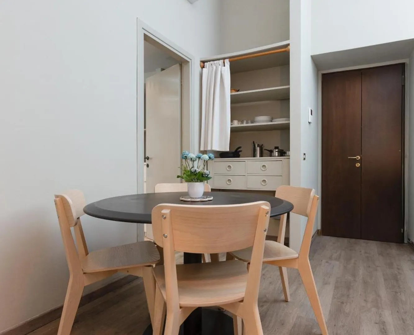 Apartment Da Laura Home - City Center - M1 Station Milan Italy